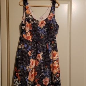 Cute 2X Floral Swing Dress💐😊☀️